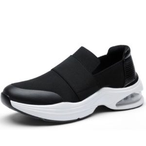 Dream Pairs Air Cushion Breathable Sneakers Black Size 7